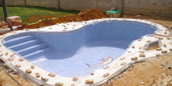 proceso de construcción de piscinas